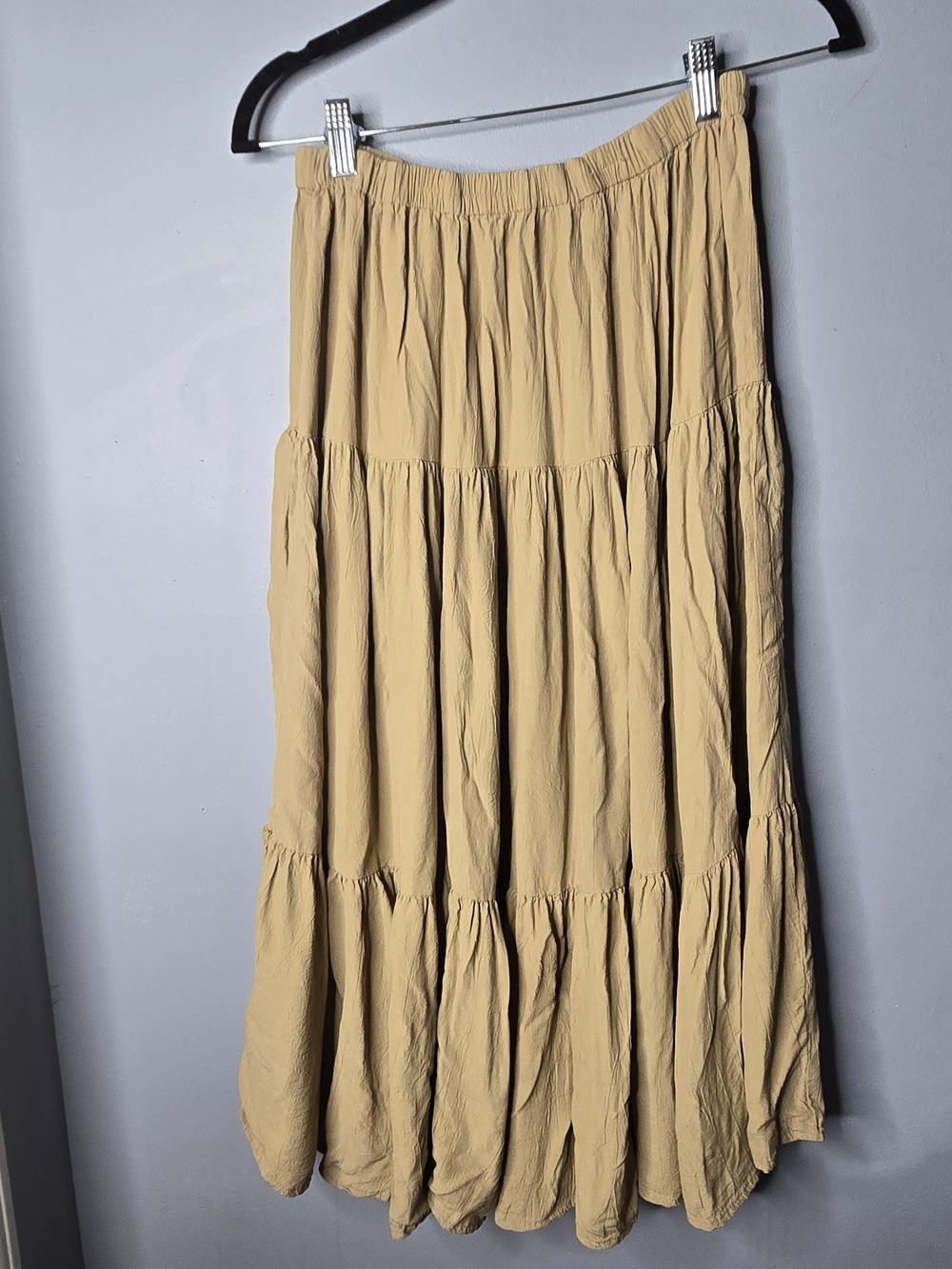 Ranch Wear Women Beige Tiered Maxi Skirt Size Medium Boho Prairie Elastic Waist